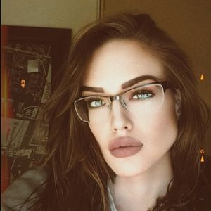 Meet your Posher, Kalynne